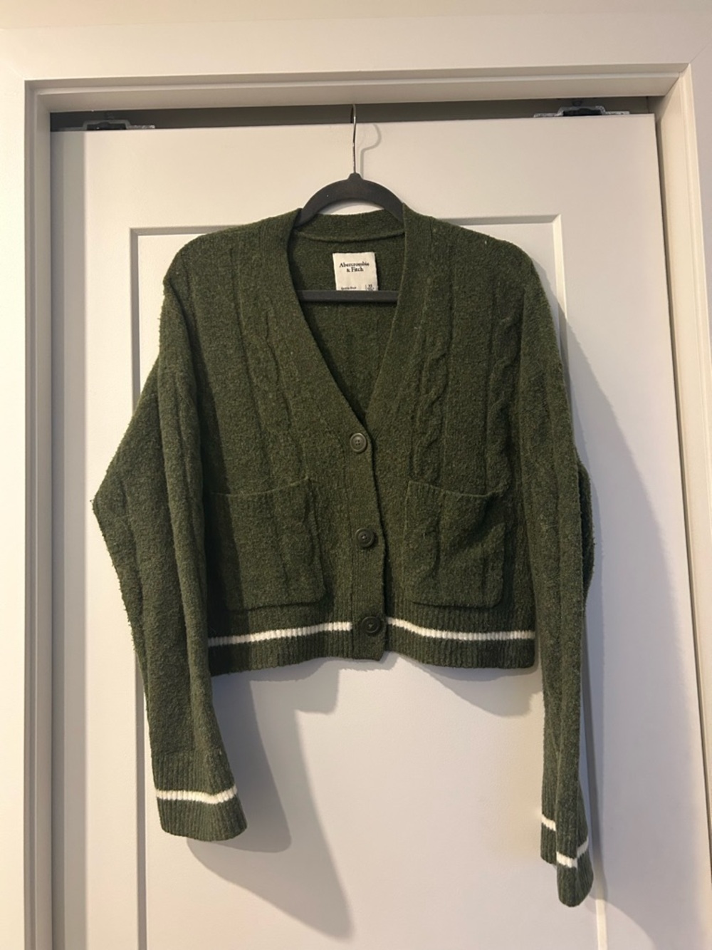 Abercrombie & Fitch Olive Green Cropped Cable Cardigan with White Trim